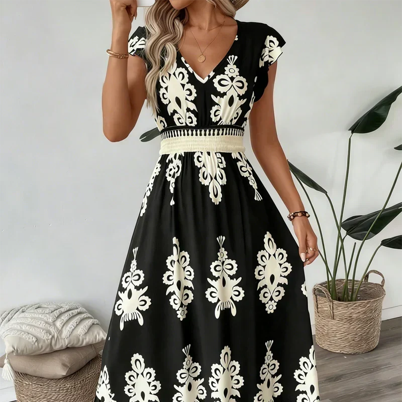 Canda | Flattering Elegant Maxi Dress